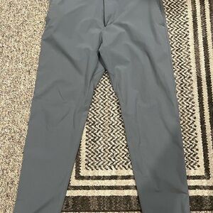 Lululemon Men's ABC Gray Pants